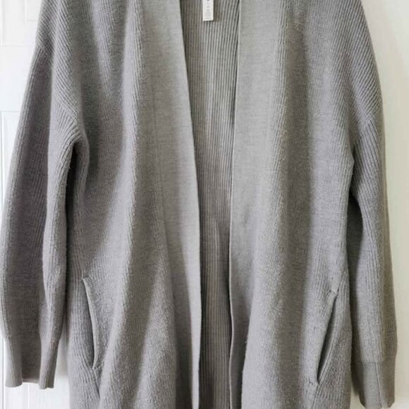 Lululemon Knit Cardigan Merino Wool Cotton Blend Gray Pockets Long Length - Picture 2 of 6